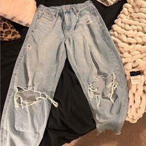 American Eagle Outfitters Light Blue Distressed Boyfriend Jeans